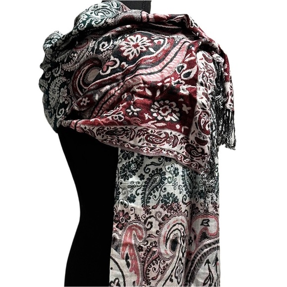 Elegant Shawl in Green & Red Paisley -Versatile Wrap, Scarf, or Veil, Soft Rayon - Picture 5 of 17